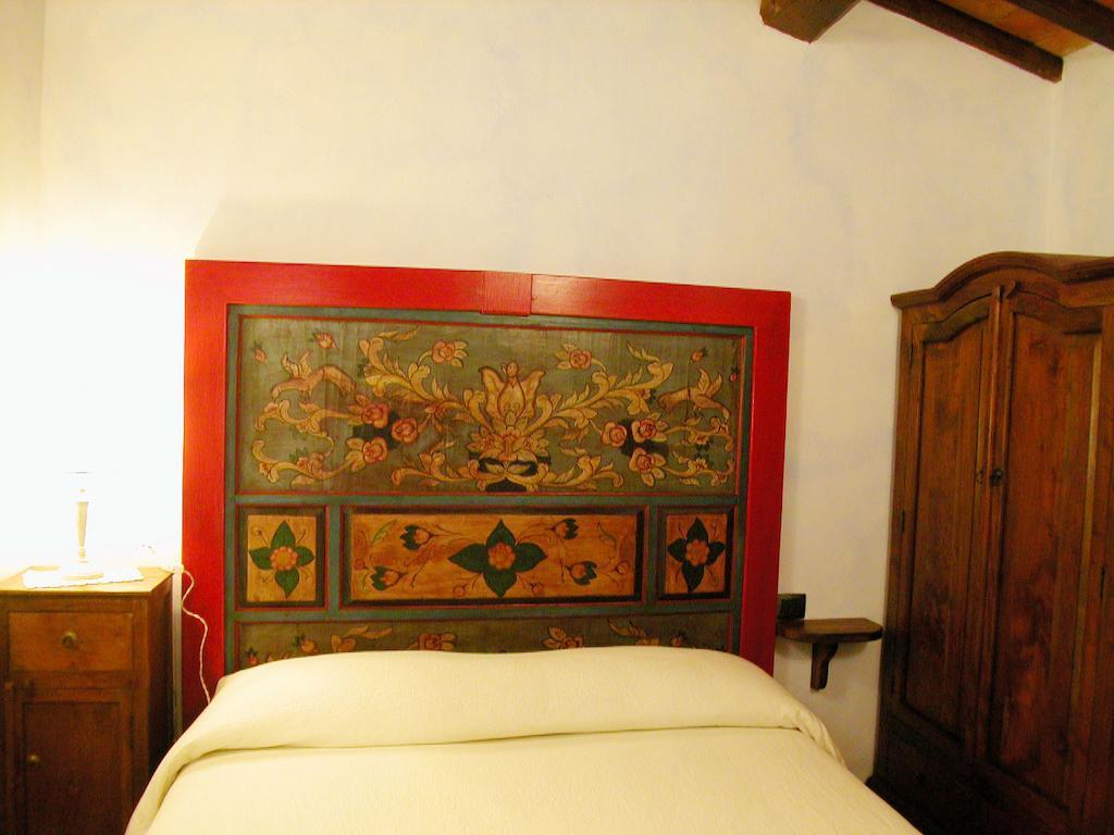 Agriturismo Istrice Innamorato كامبيلو سول كليتونو الغرفة الصورة